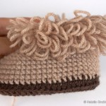 diy-crochet-baby-booties-ugg-style-8