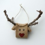 Creative hands DIY Reindeer made from Burlap Ribbon-1