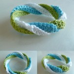 Infinite circles crochet bracelet