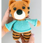The Friendly Tiger in a Sweater Free Crochet Pattern