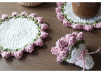 Flower Bouquet Coaster Free Crochet Pattern and Video Tutorial